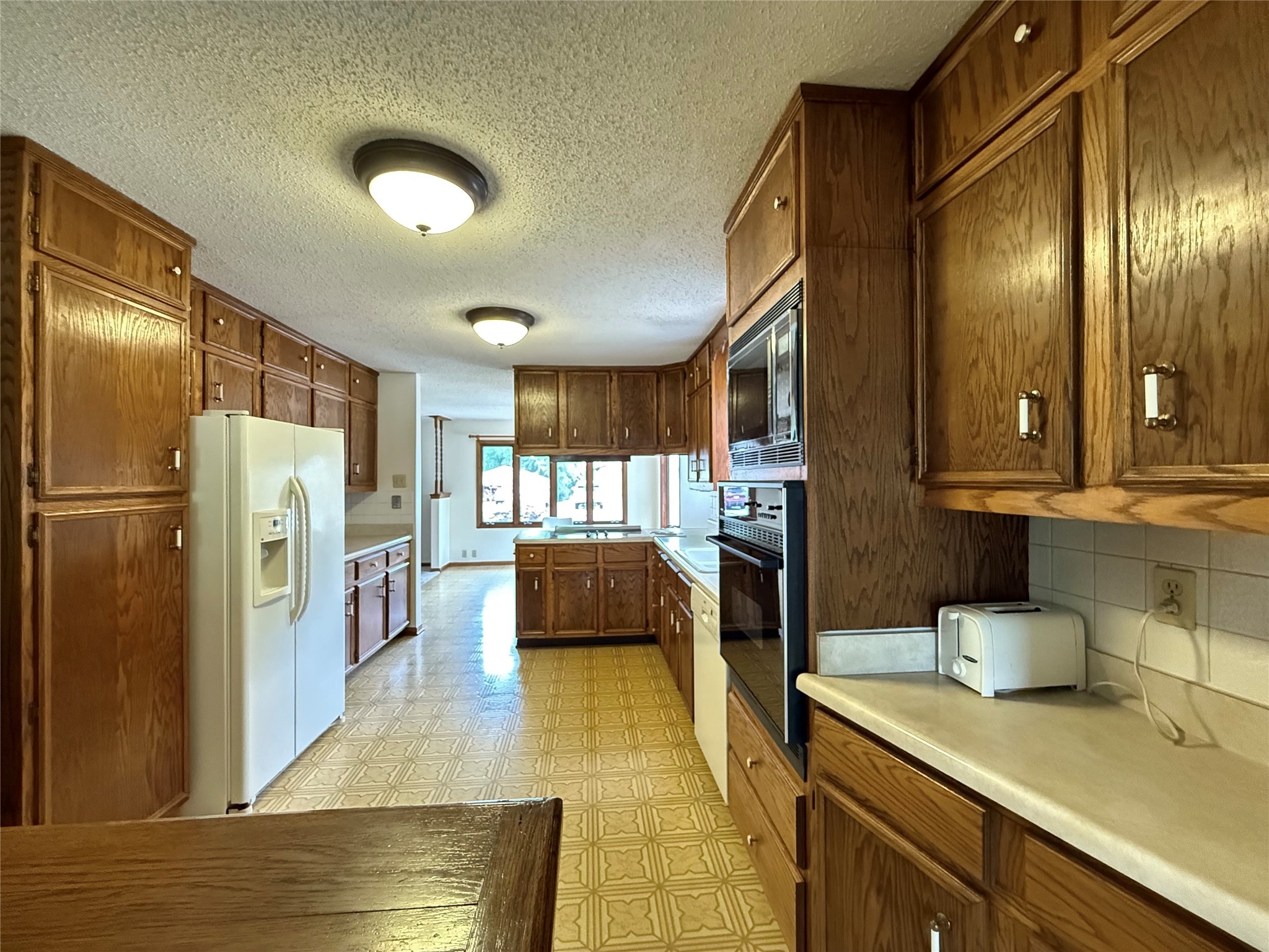 4564 NE 34th Court, Des Moines, Iowa image 6