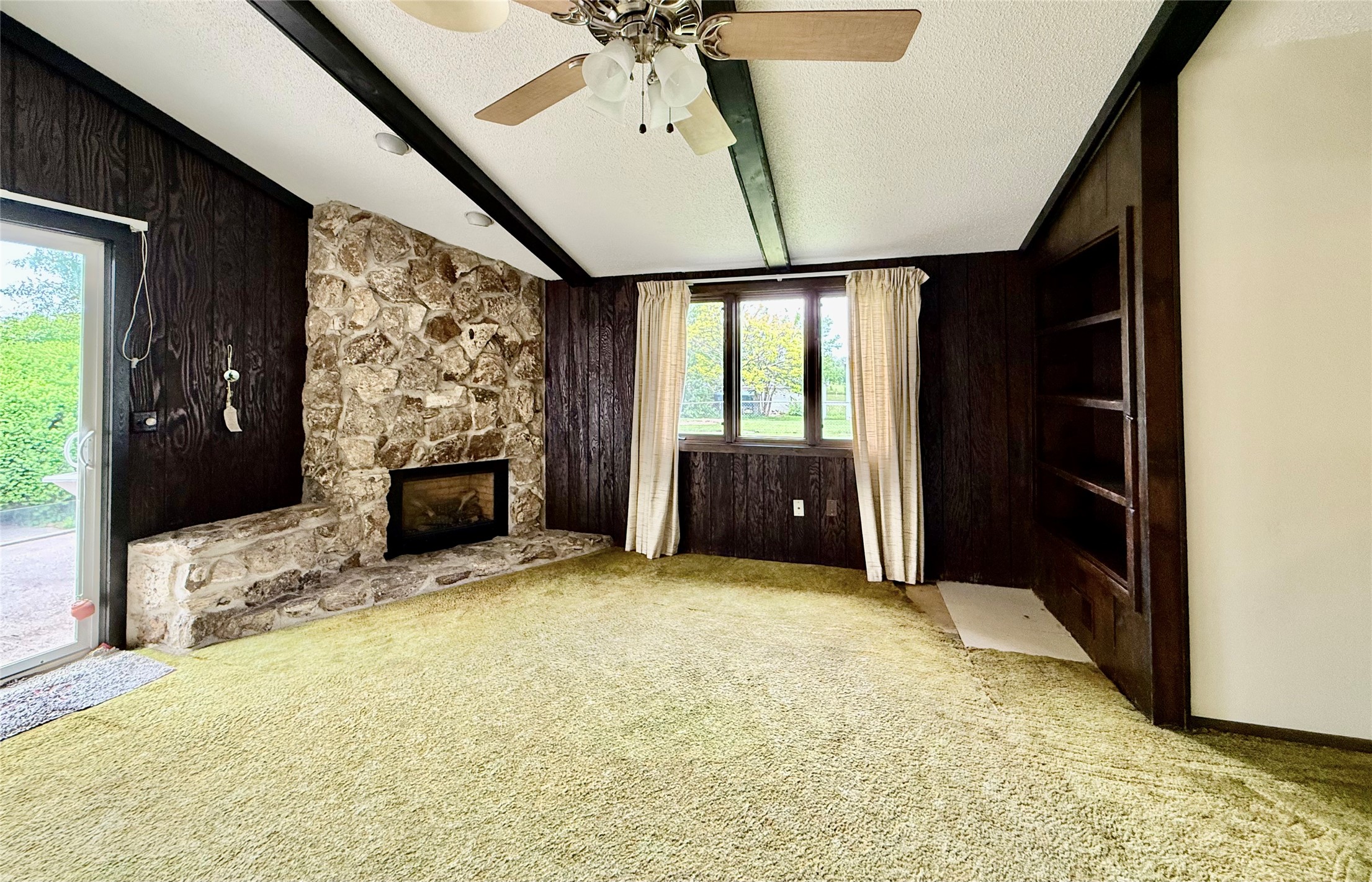 4564 NE 34th Court, Des Moines, Iowa image 4