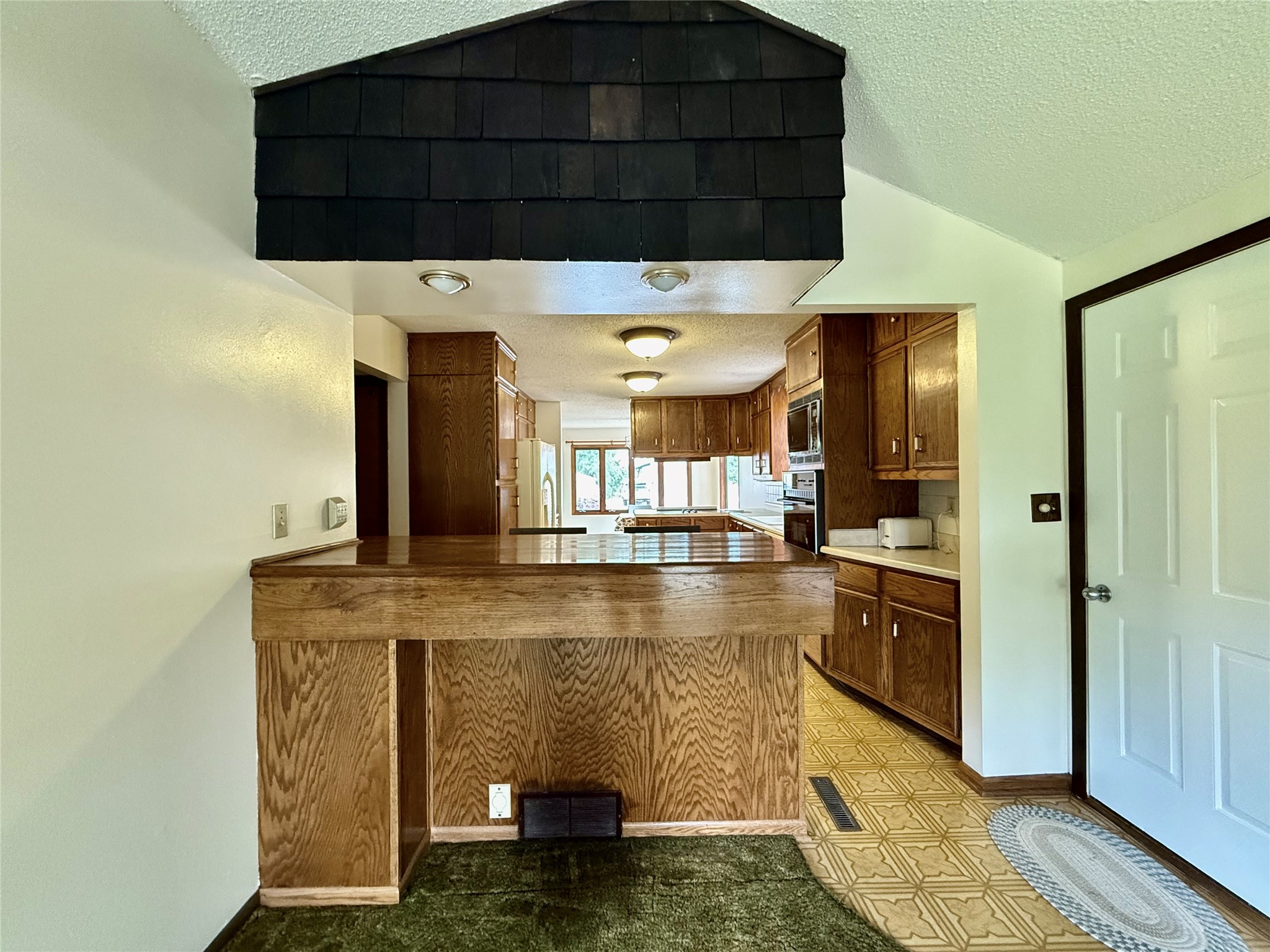 4564 NE 34th Court, Des Moines, Iowa image 5