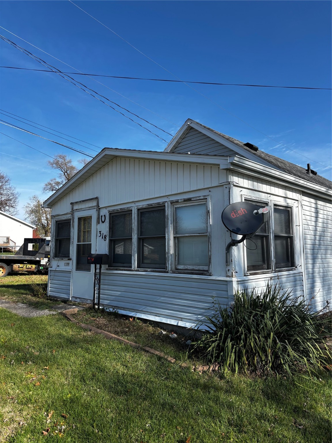 318 S 15th Street, Chariton, Iowa image 2