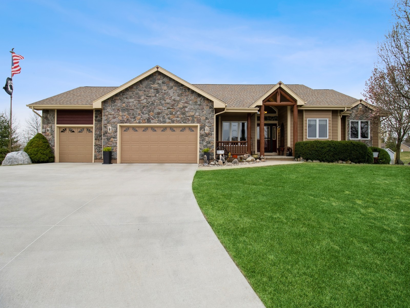8091 NE 30th Place, Altoona, Iowa image 2