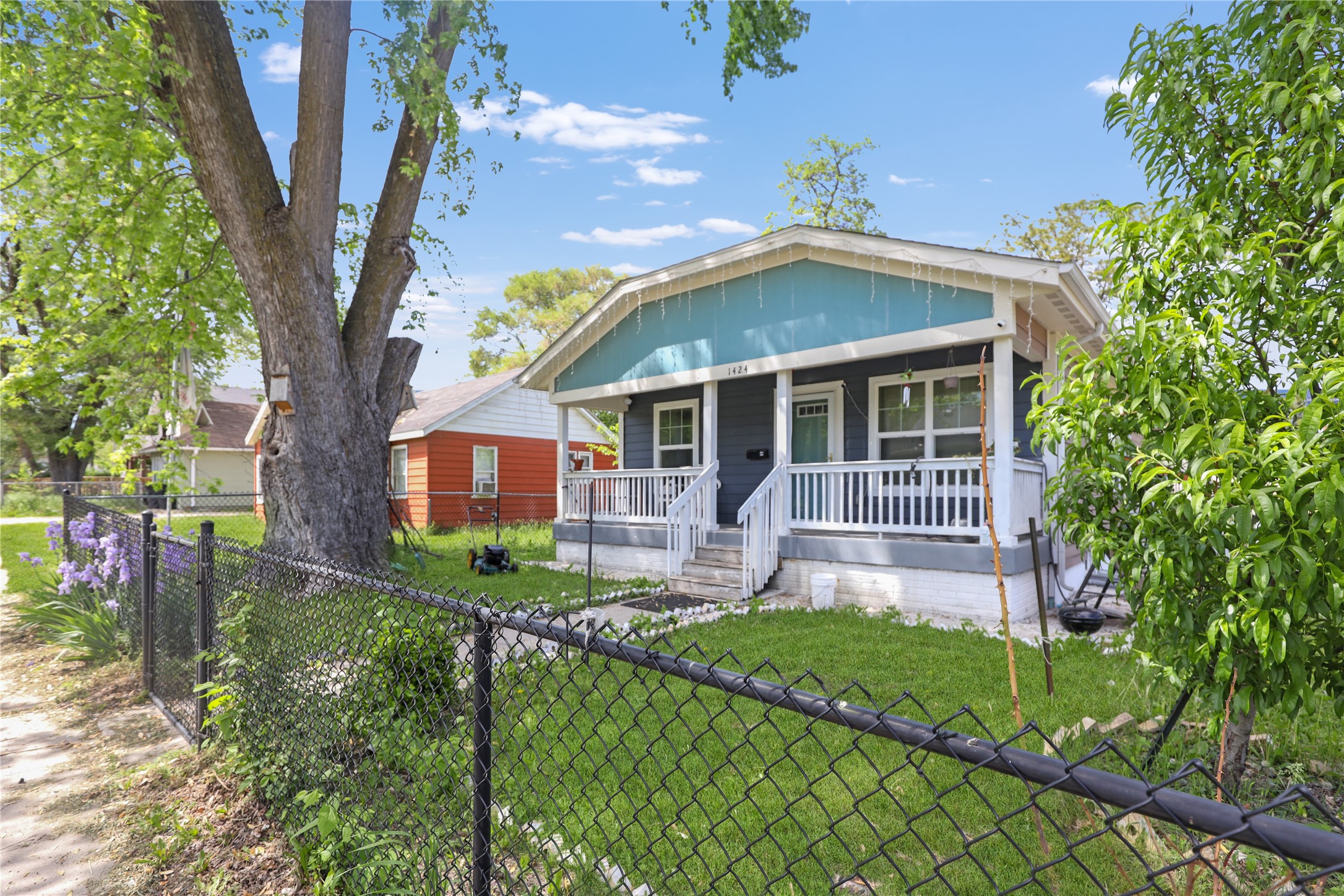 1424 Cleveland Avenue, Des Moines, Iowa image 1