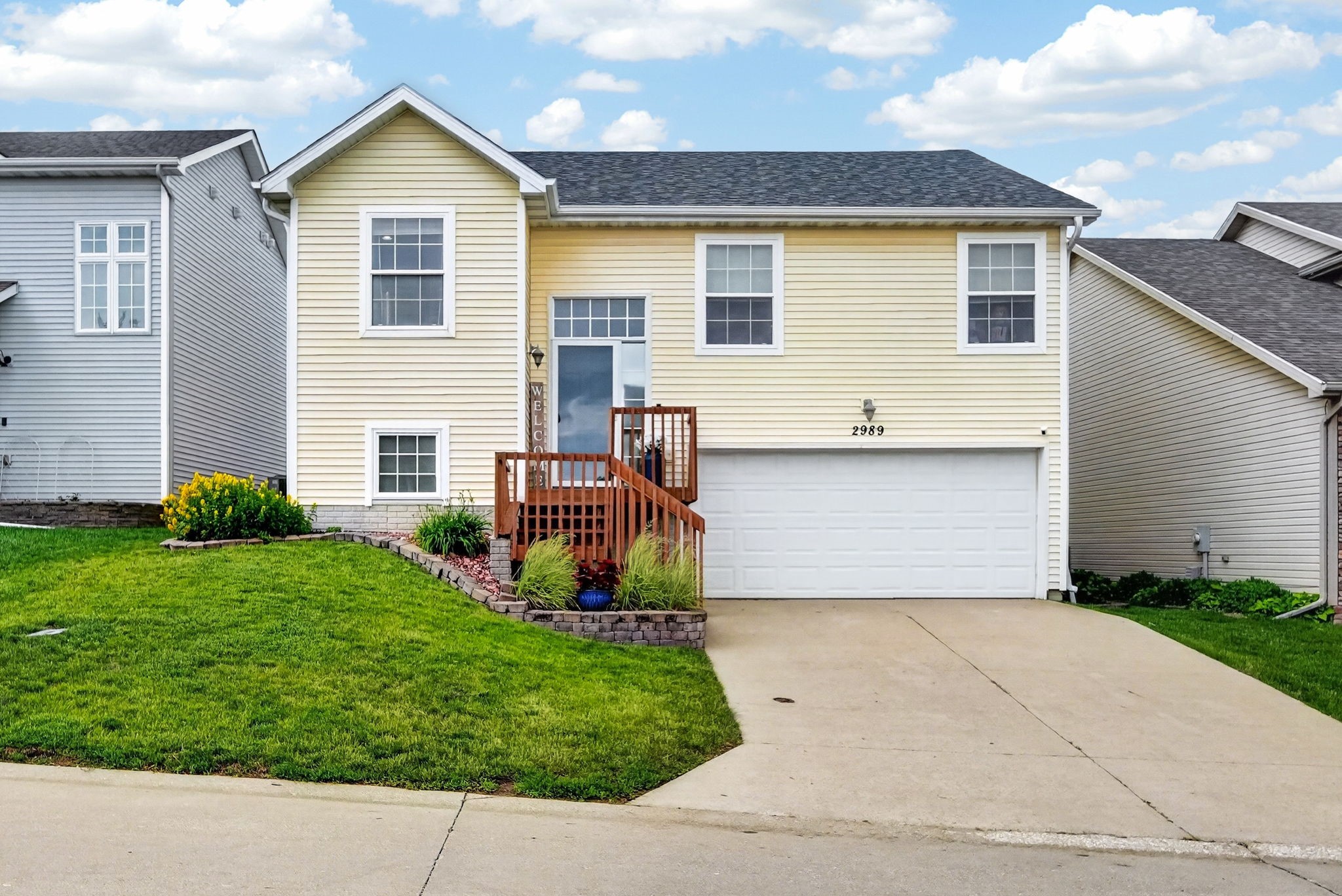 Photo 1 of 27 — 2989 Park Place, Norwalk, IA 50211