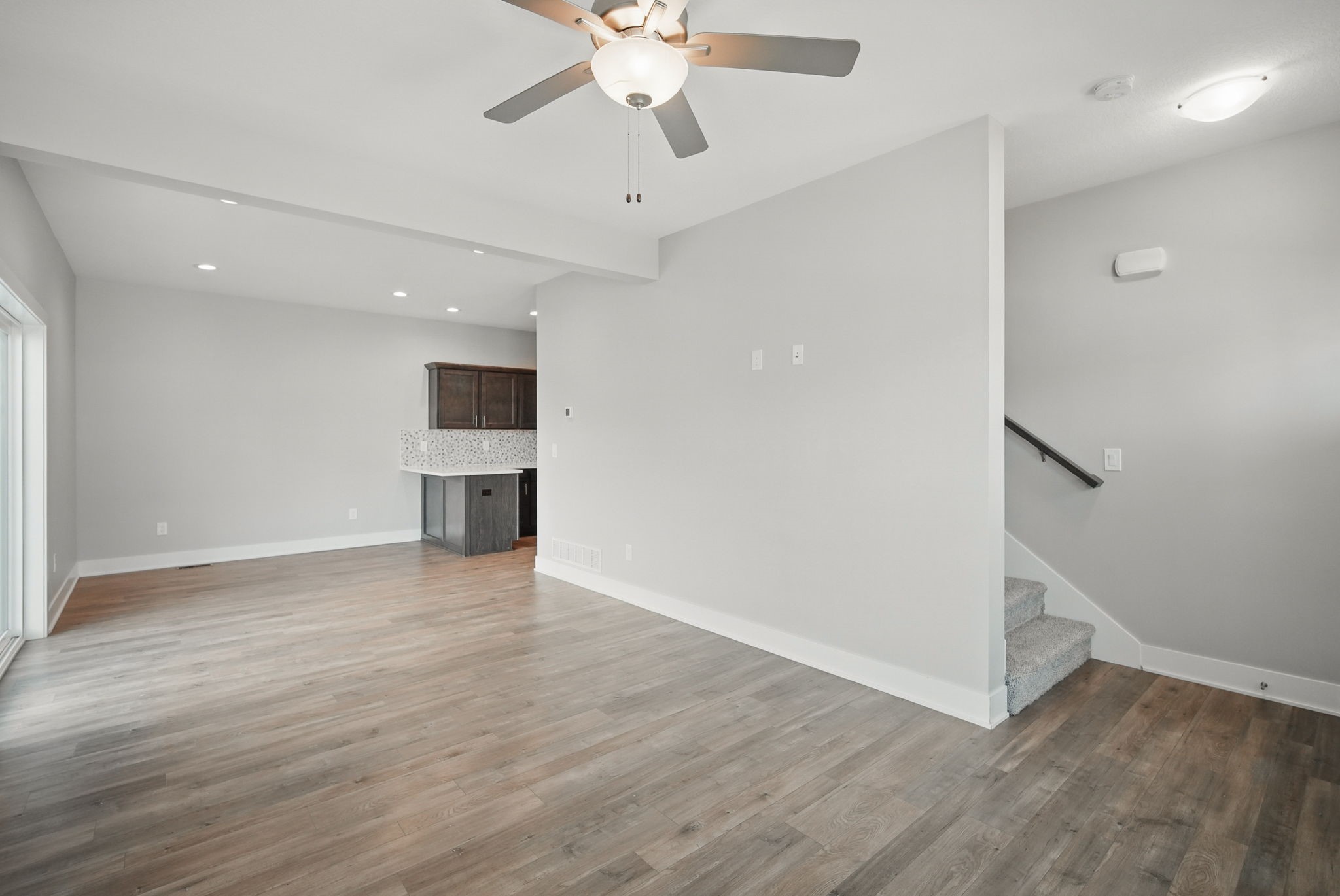 9674 Crowning Drive, West Des Moines, Iowa image 5