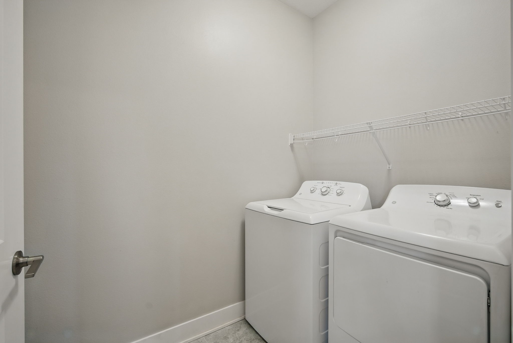 9674 Crowning Drive, West Des Moines, Iowa image 24