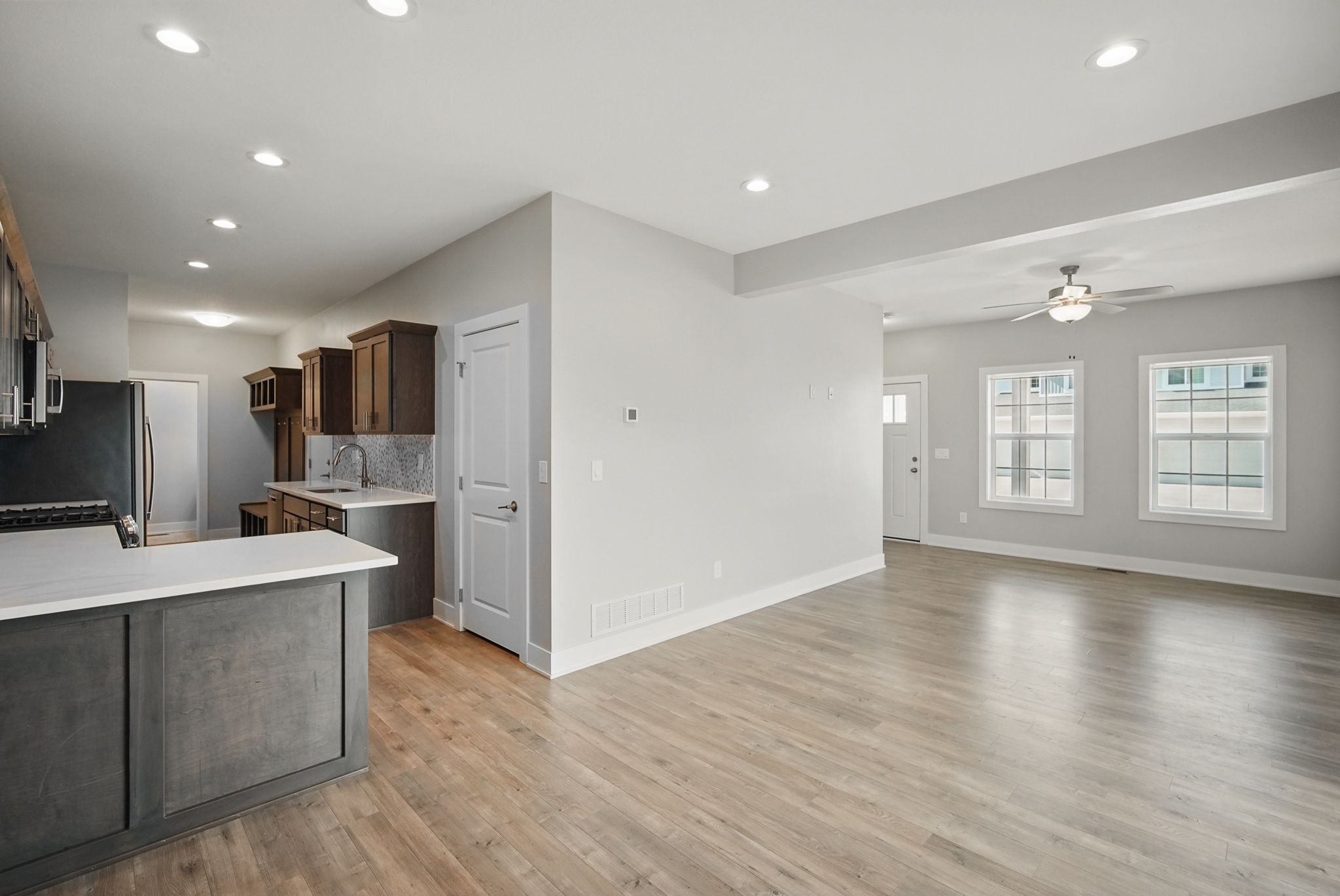9674 Crowning Drive, West Des Moines, Iowa image 6