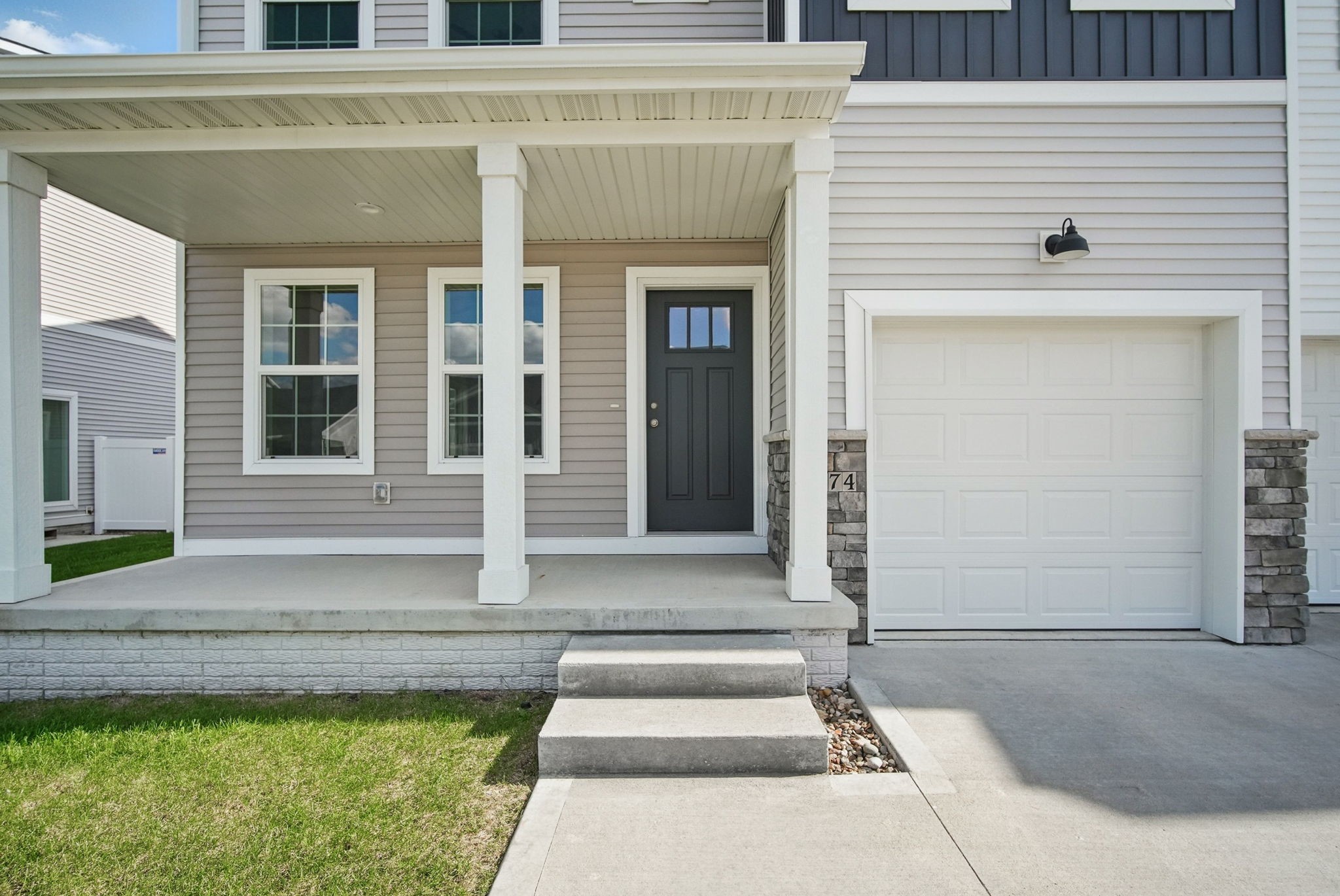 9674 Crowning Drive, West Des Moines, Iowa image 3