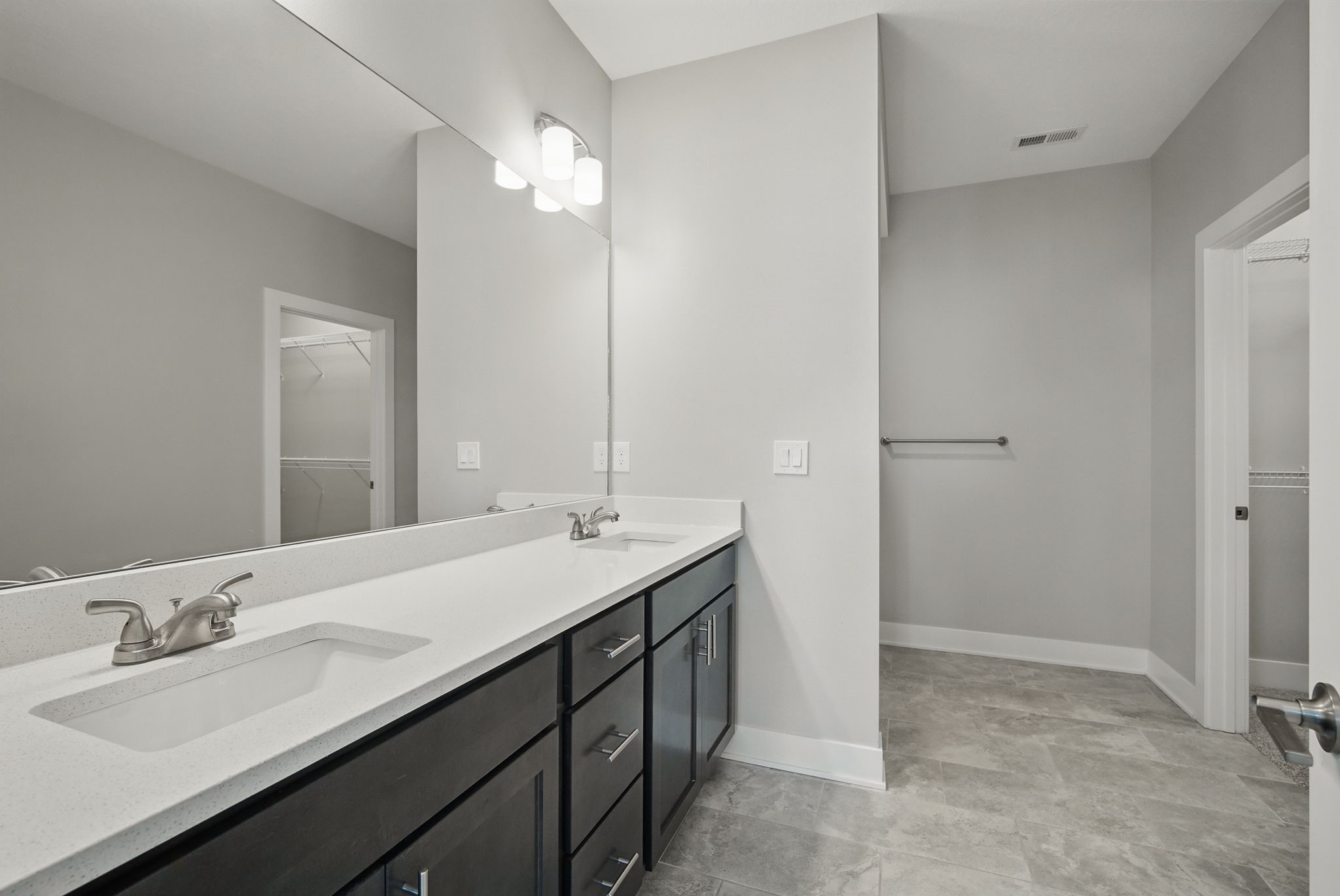 9674 Crowning Drive, West Des Moines, Iowa image 15