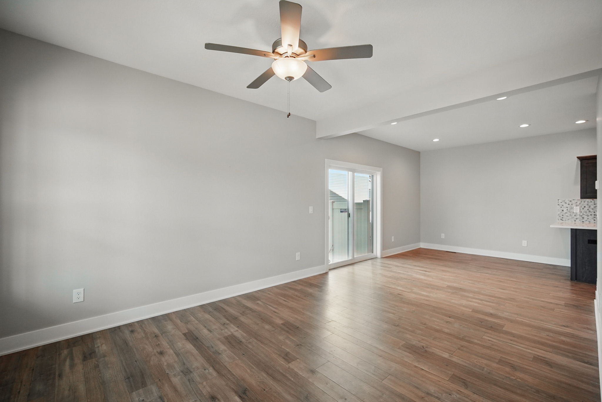 9674 Crowning Drive, West Des Moines, Iowa image 4