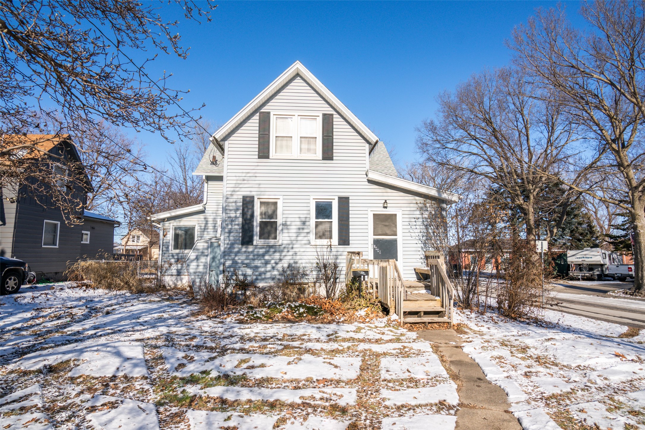 1446 Henderson Avenue, Des Moines, Iowa image 1