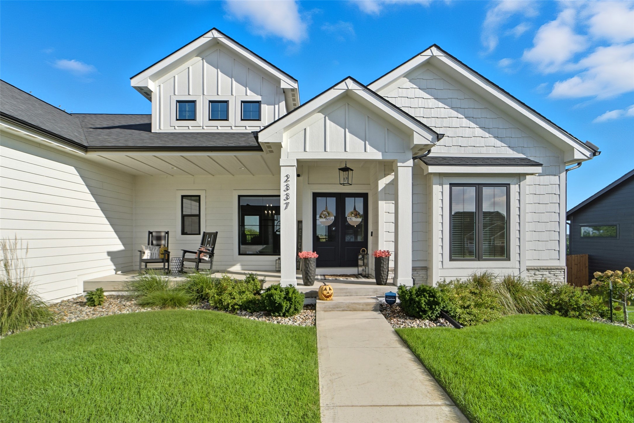 2337 Green Leaf Circle