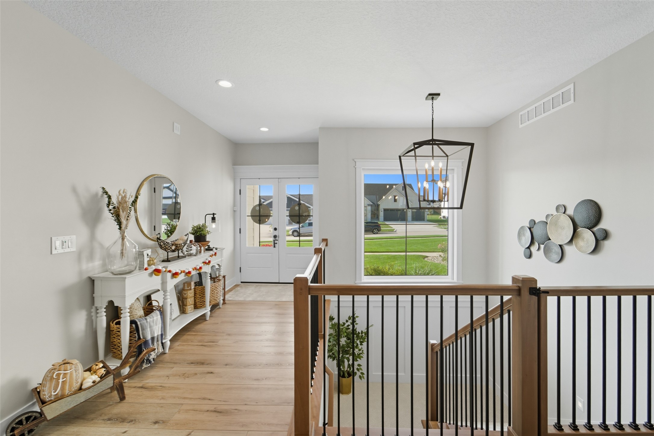 2337 Green Leaf Circle