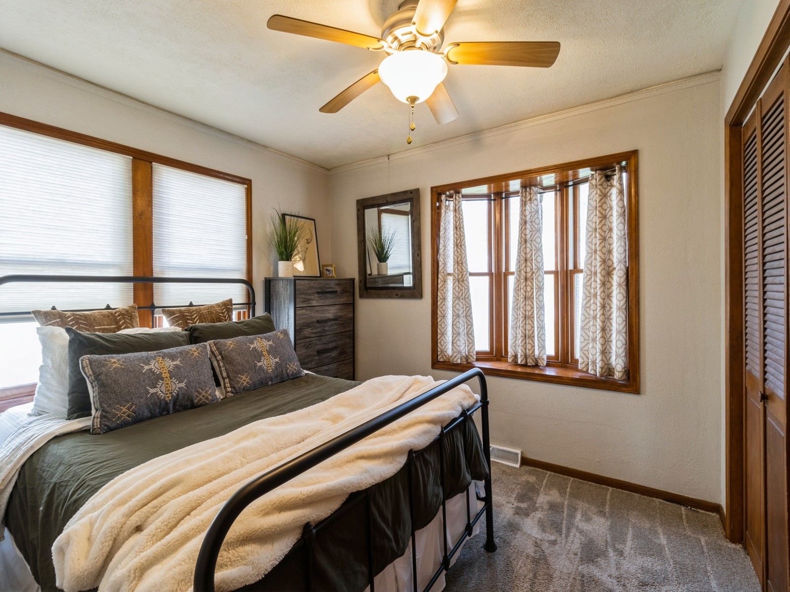 1000 66th Street, Windsor Heights, Iowa image 11