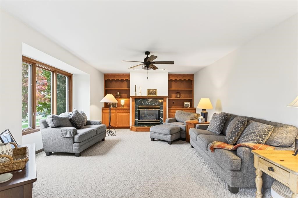 1110 Sandalwood Court SW