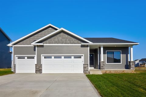 Homes For Sale - 535 NW Compass Avenue<br/> Waukee, IA 50263