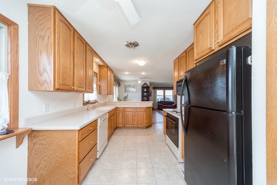 216 NE Circle Drive, Grimes, Iowa image 10