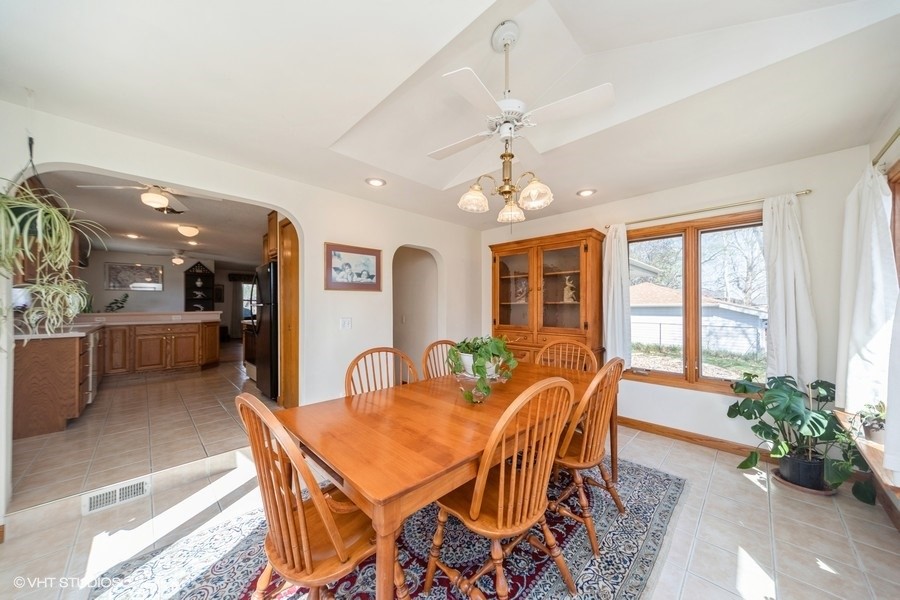 216 NE Circle Drive, Grimes, Iowa image 12