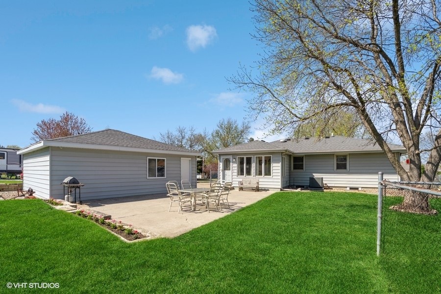 216 NE Circle Drive, Grimes, Iowa image 35
