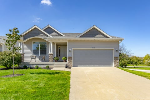 Condo For Sale - 983 S 90th Street<br/> Dallas County, West Des Moines, IA 50266