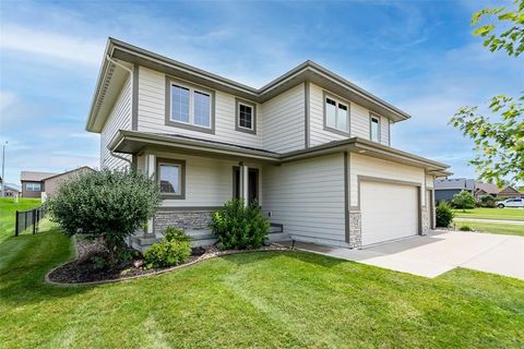 1615 NE Vicksburg Drive Ankeny IA 50021