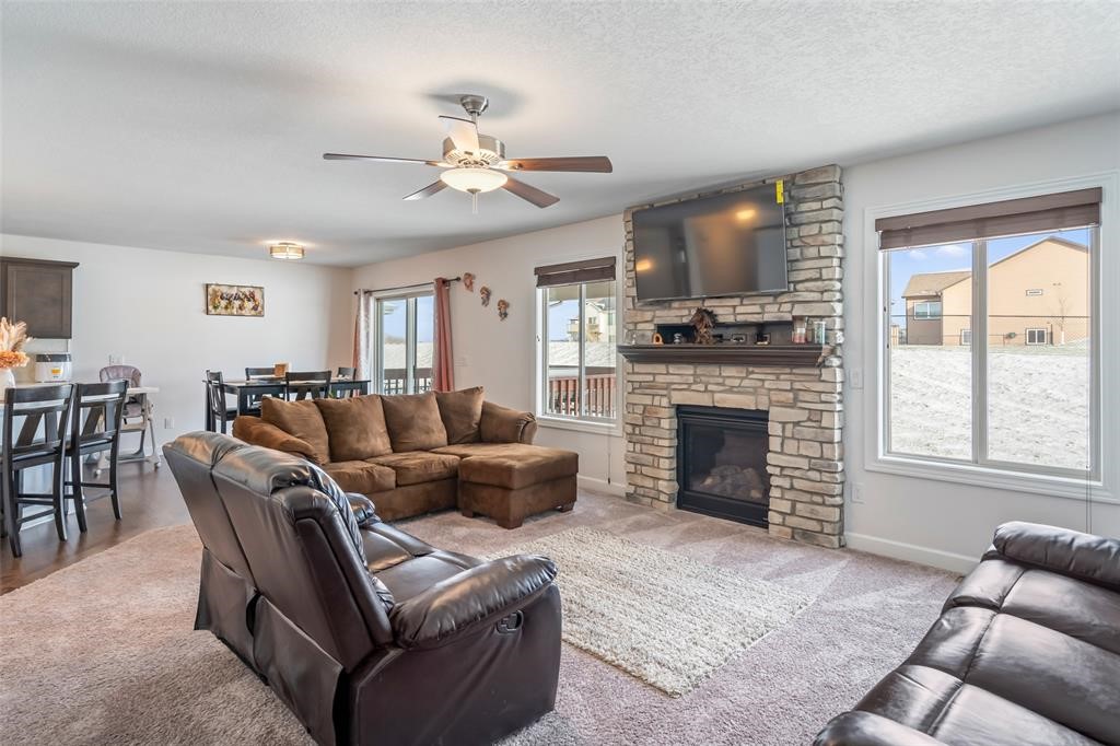 1615 NE Vicksburg Drive