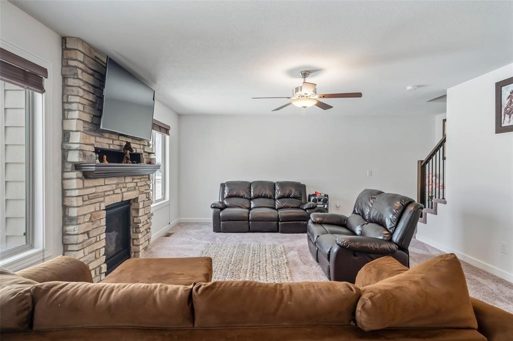 1615 NE Vicksburg Drive