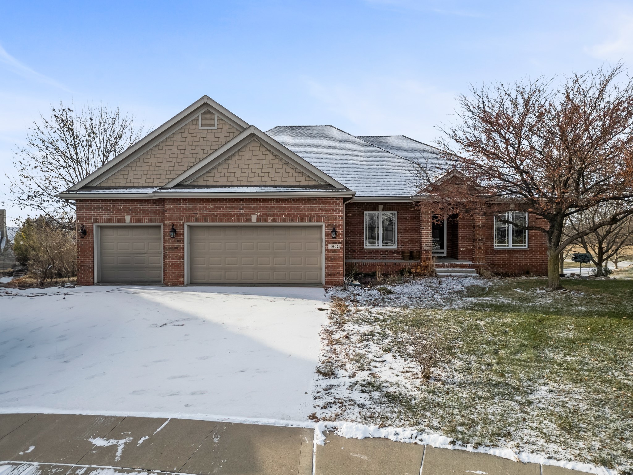 4002 141st Street, Urbandale, Iowa image 1