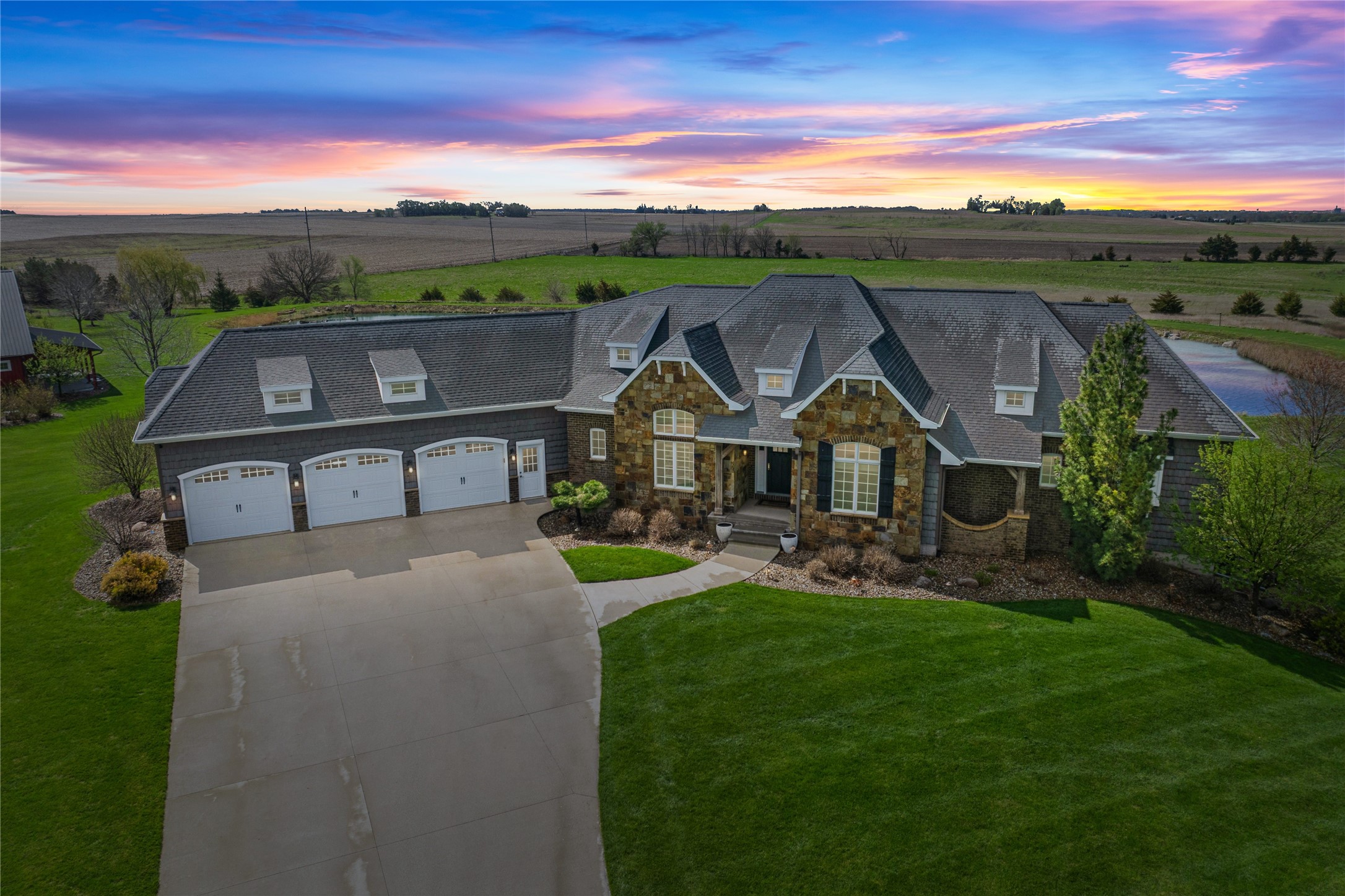 2492 55th Street, Vinton, Iowa image 34