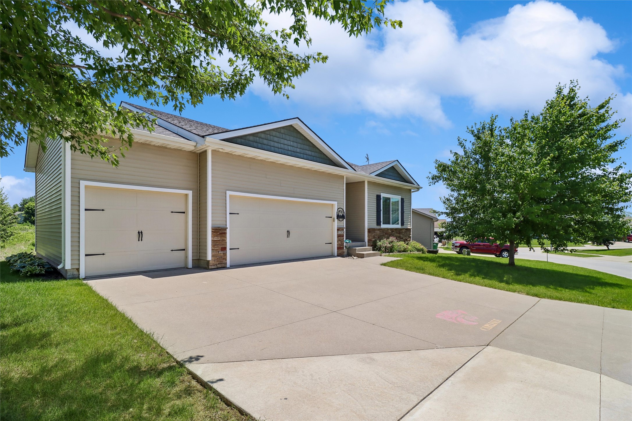 1215 Blue Bonnet Drive