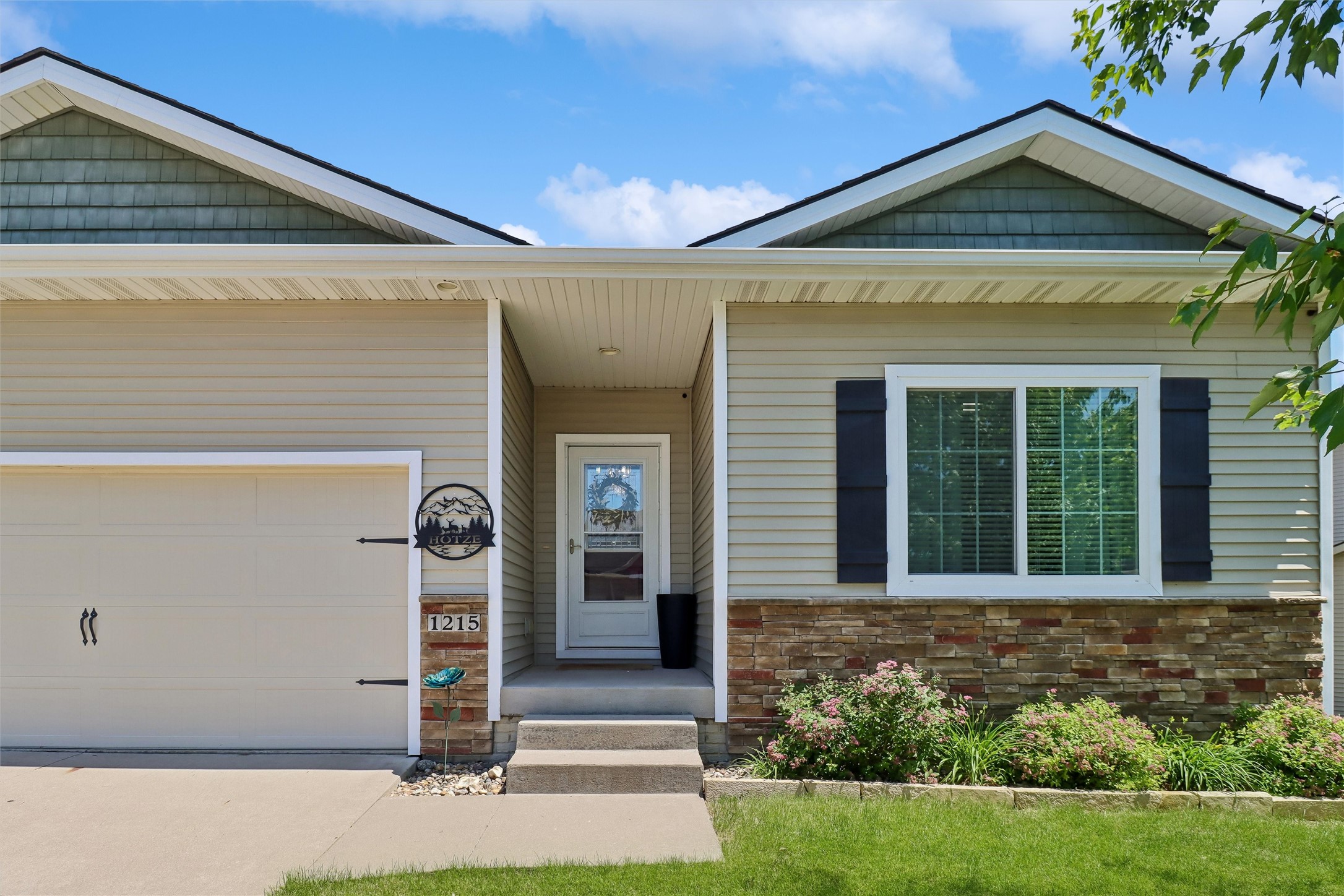 1215 Blue Bonnet Drive