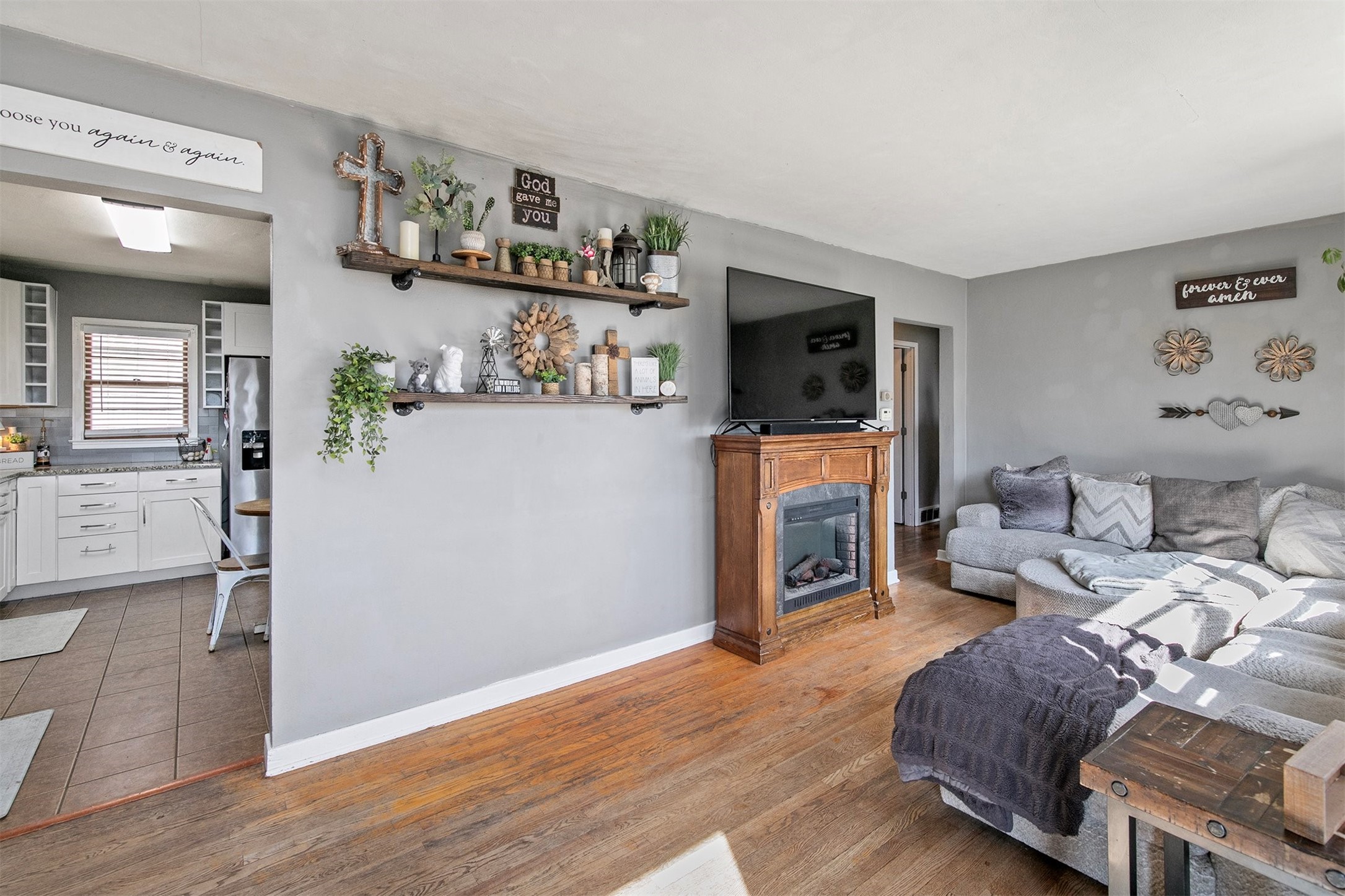 2010 S Union Street, Des Moines, Iowa image 4