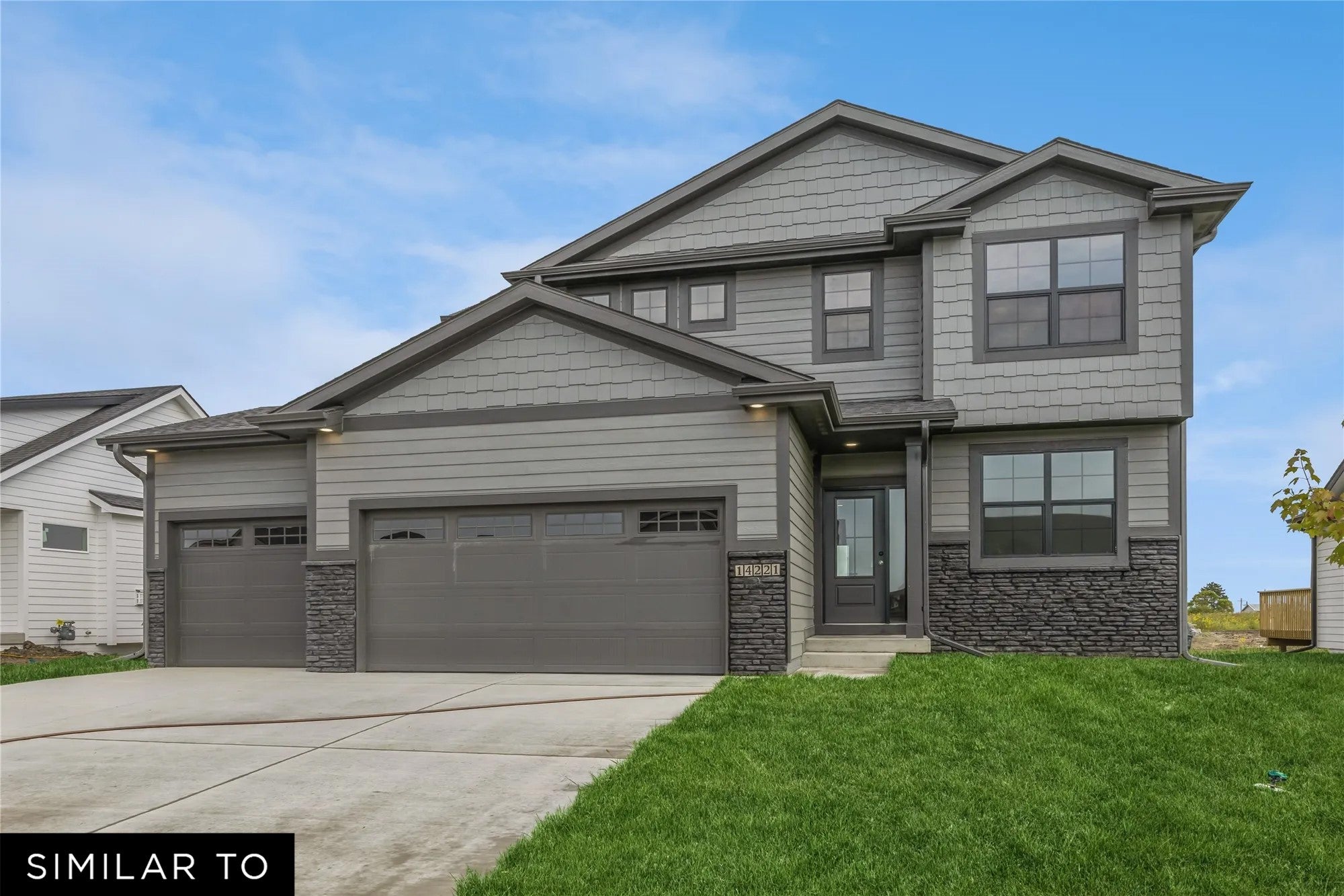 2514 NW Cedarwood Court