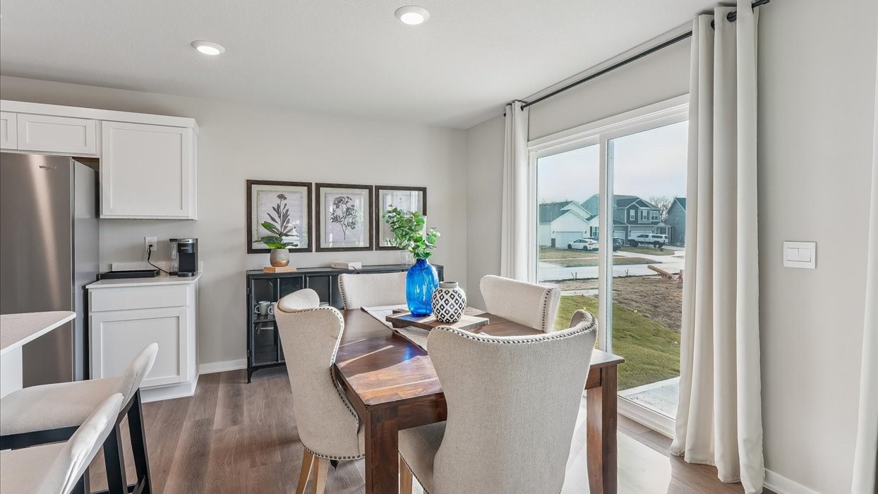 3219 Heartland Court SE