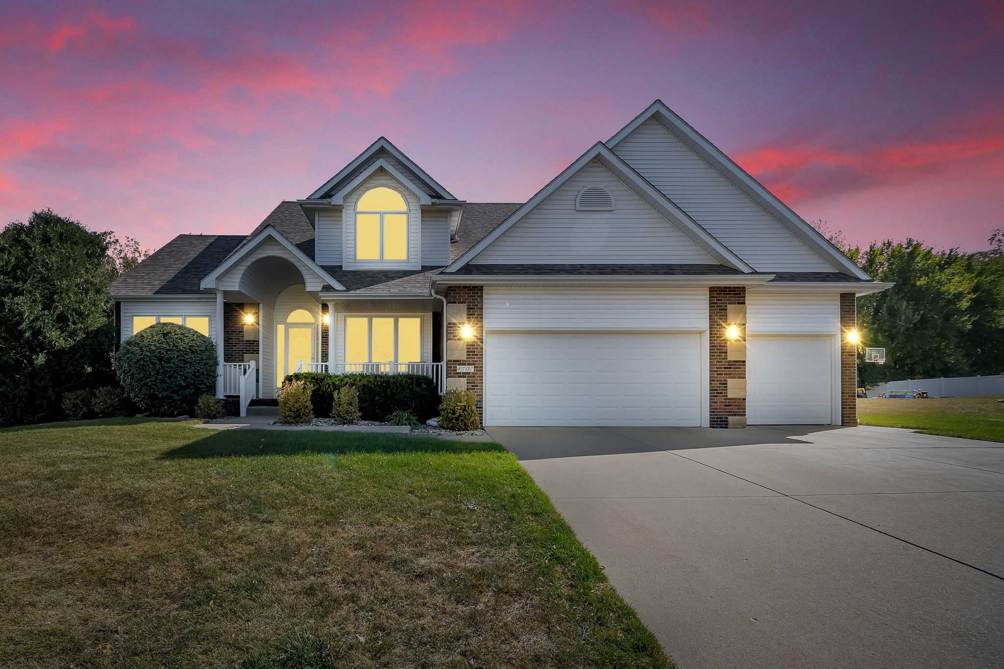 4707 63rd Street, Urbandale, Iowa image 1