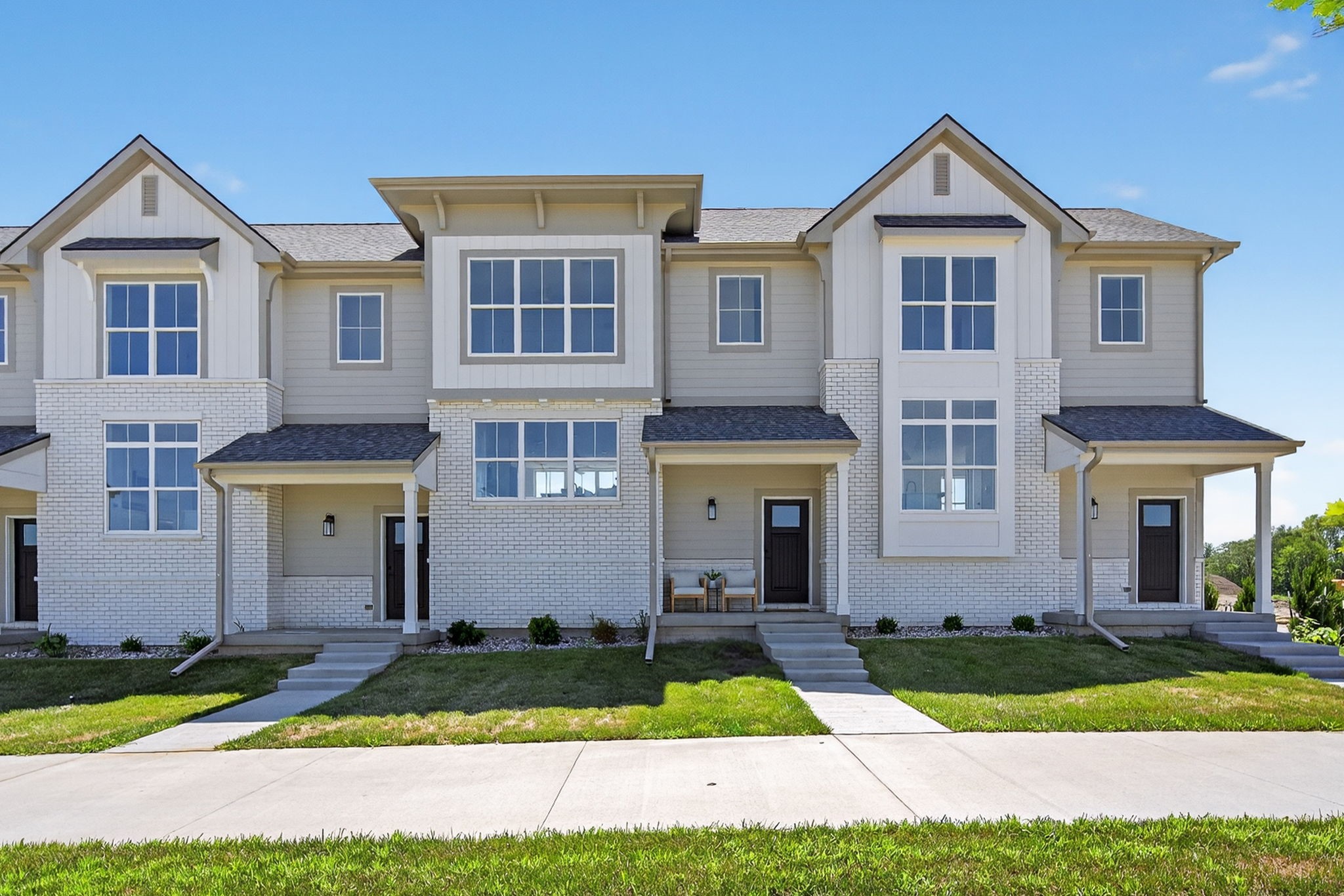 1459 SE Superior Lane