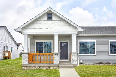 Homes For Sale - 9748 Regatta Lane<br/> Johnston, IA 50131