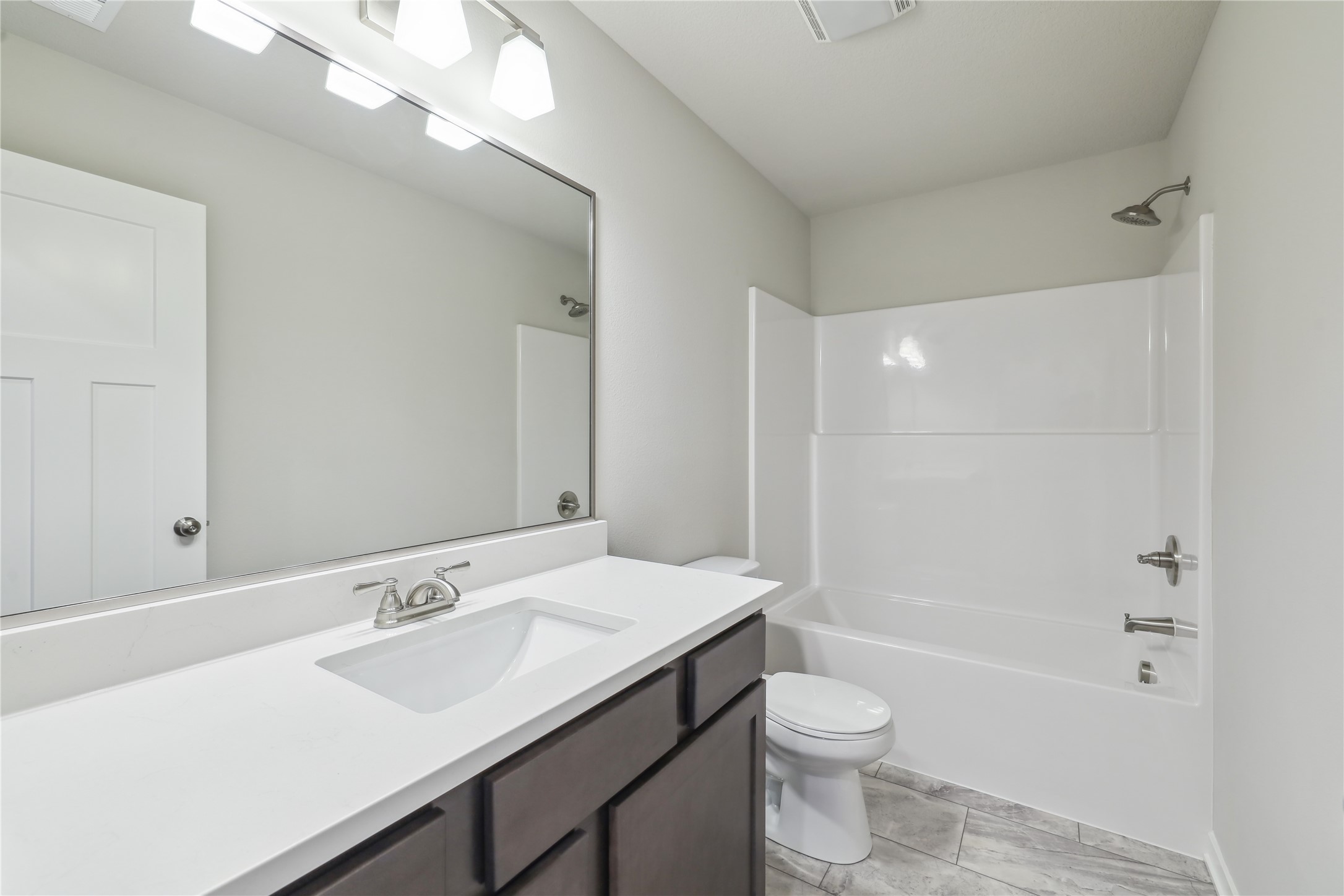 25096 Bluebird Circle, Adel, Iowa image 15