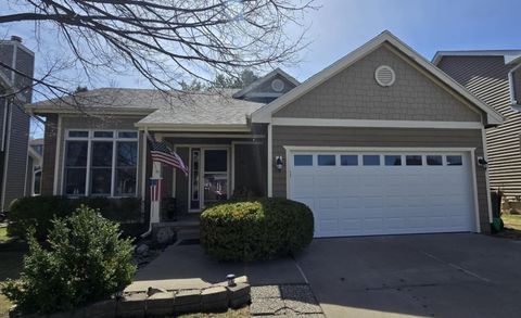 Homes For Sale - 4742 Meadow Valley Drive<br/> West Des Moines, IA 50265