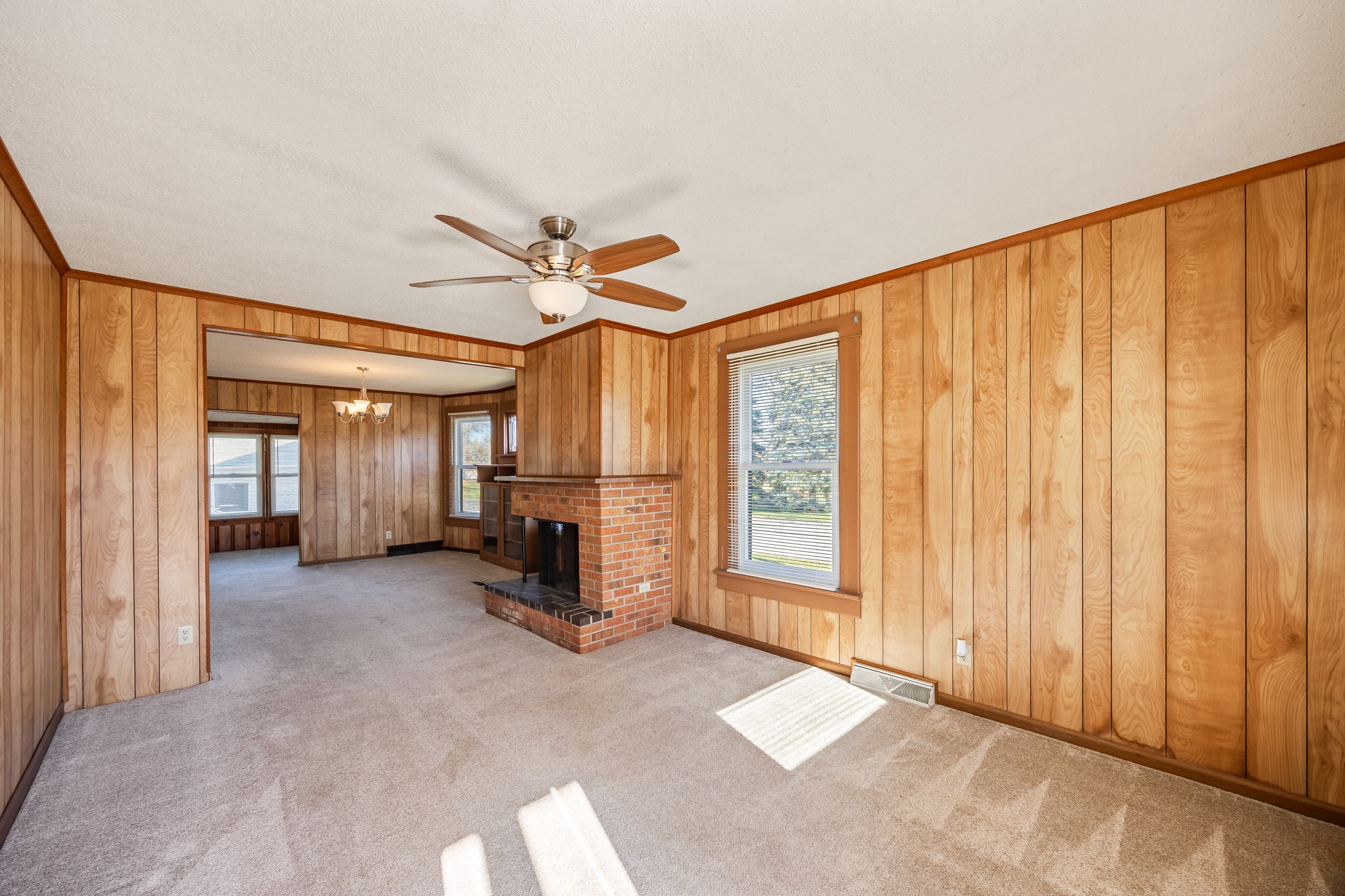 2524 Mckinley Street, Perry, Iowa image 3