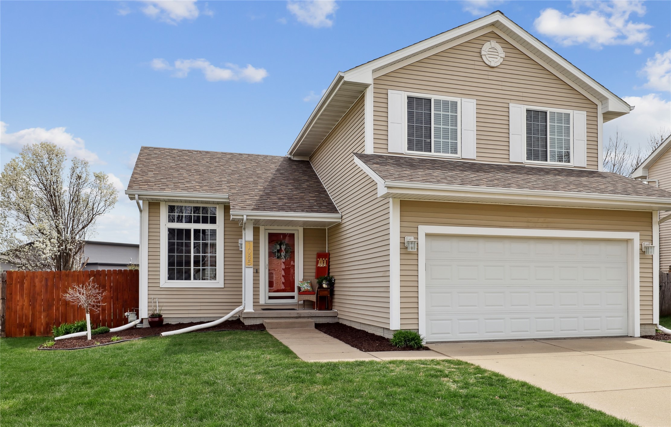 1085 SE Rosewood Drive, Waukee, Iowa image 1