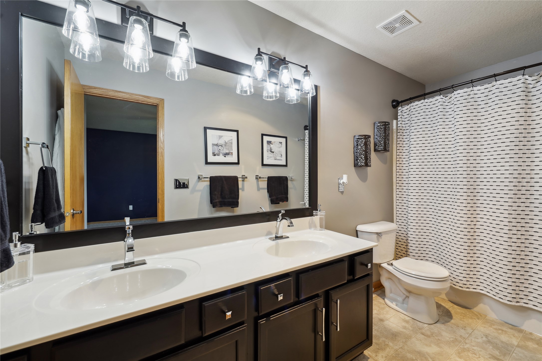 1085 SE Rosewood Drive, Waukee, Iowa image 22