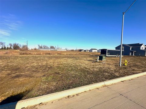 Vacant Land For Sale - 2713 Yordi Drive<br/> Norwalk, IA 50211