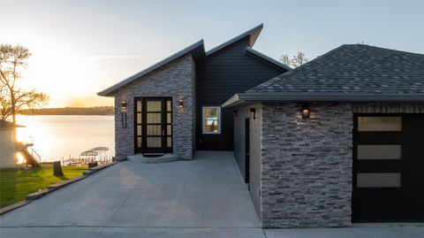 25490 182 Street Spirit Lake IA 51360