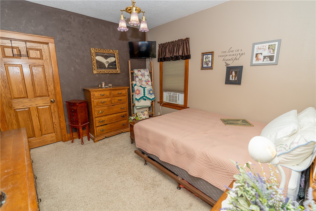 423 E Jefferson Street, Winterset, Iowa image 16