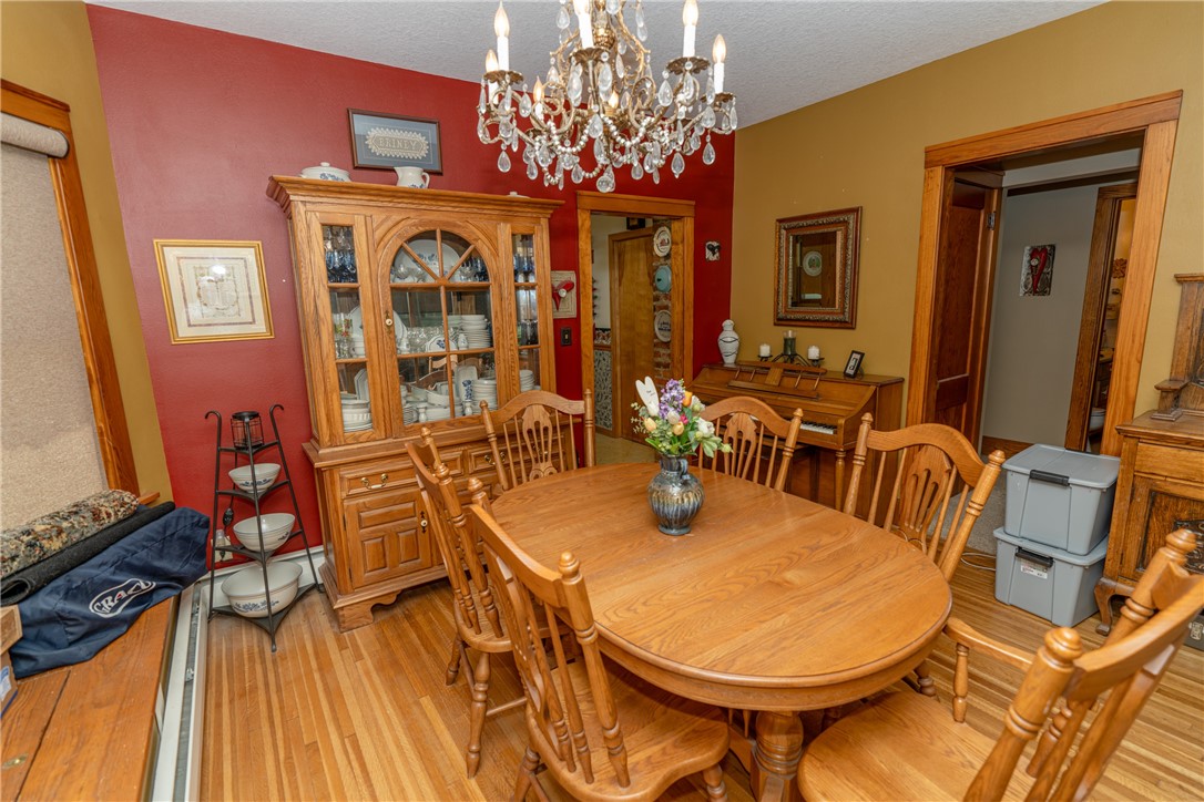 423 E Jefferson Street, Winterset, Iowa image 15
