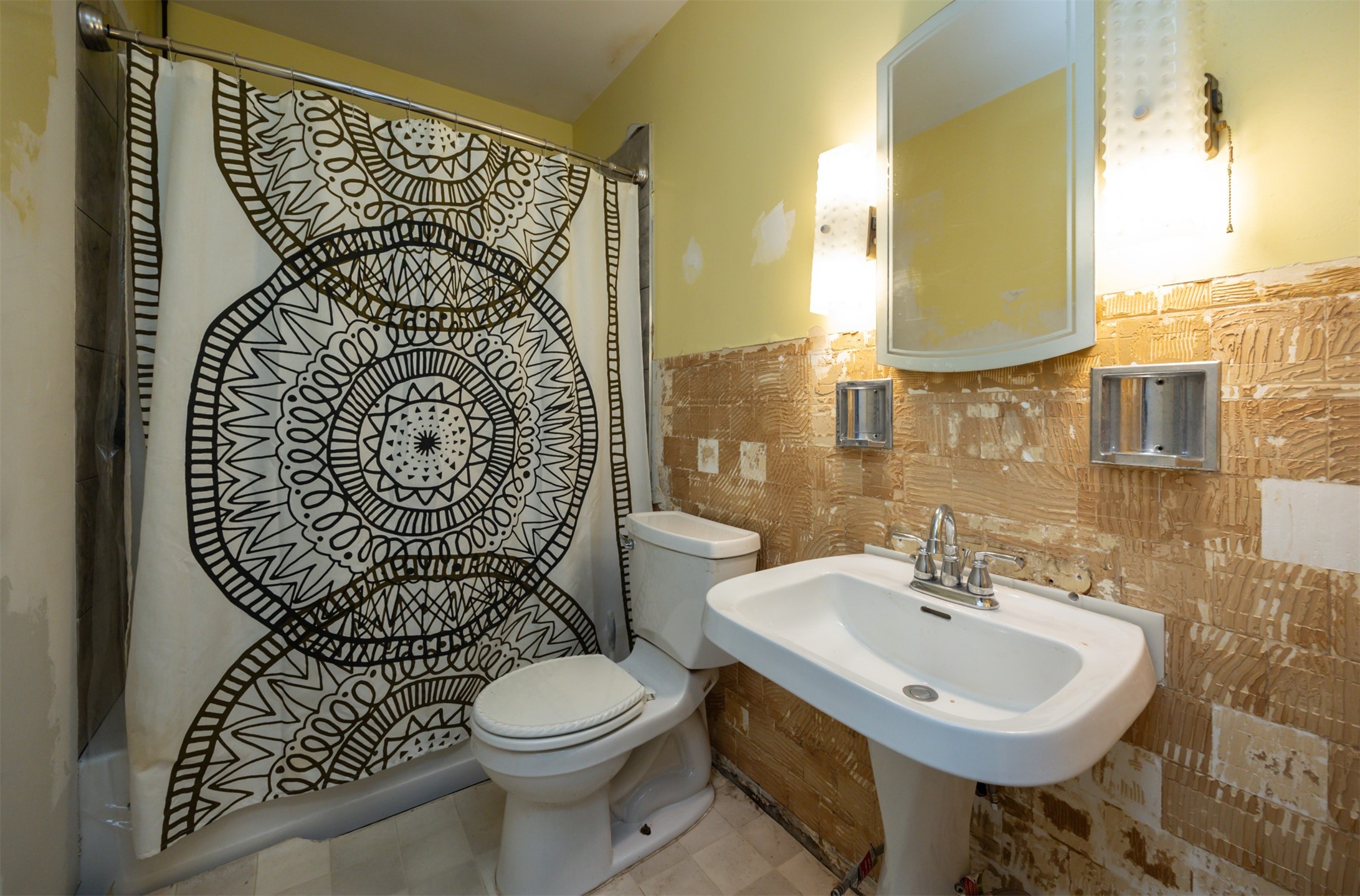 820 E Seneca Avenue, Des Moines, Iowa image 16