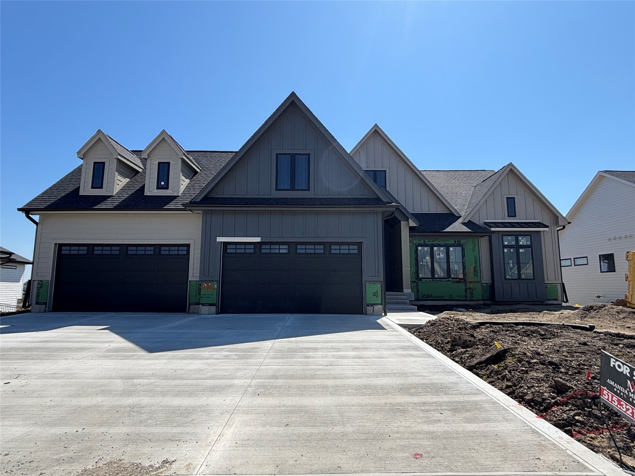17872 Creekside Drive, Clive, Iowa image 1