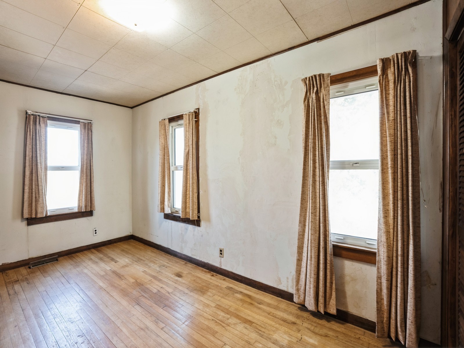815 E 7th Street, Newton, Iowa image 15