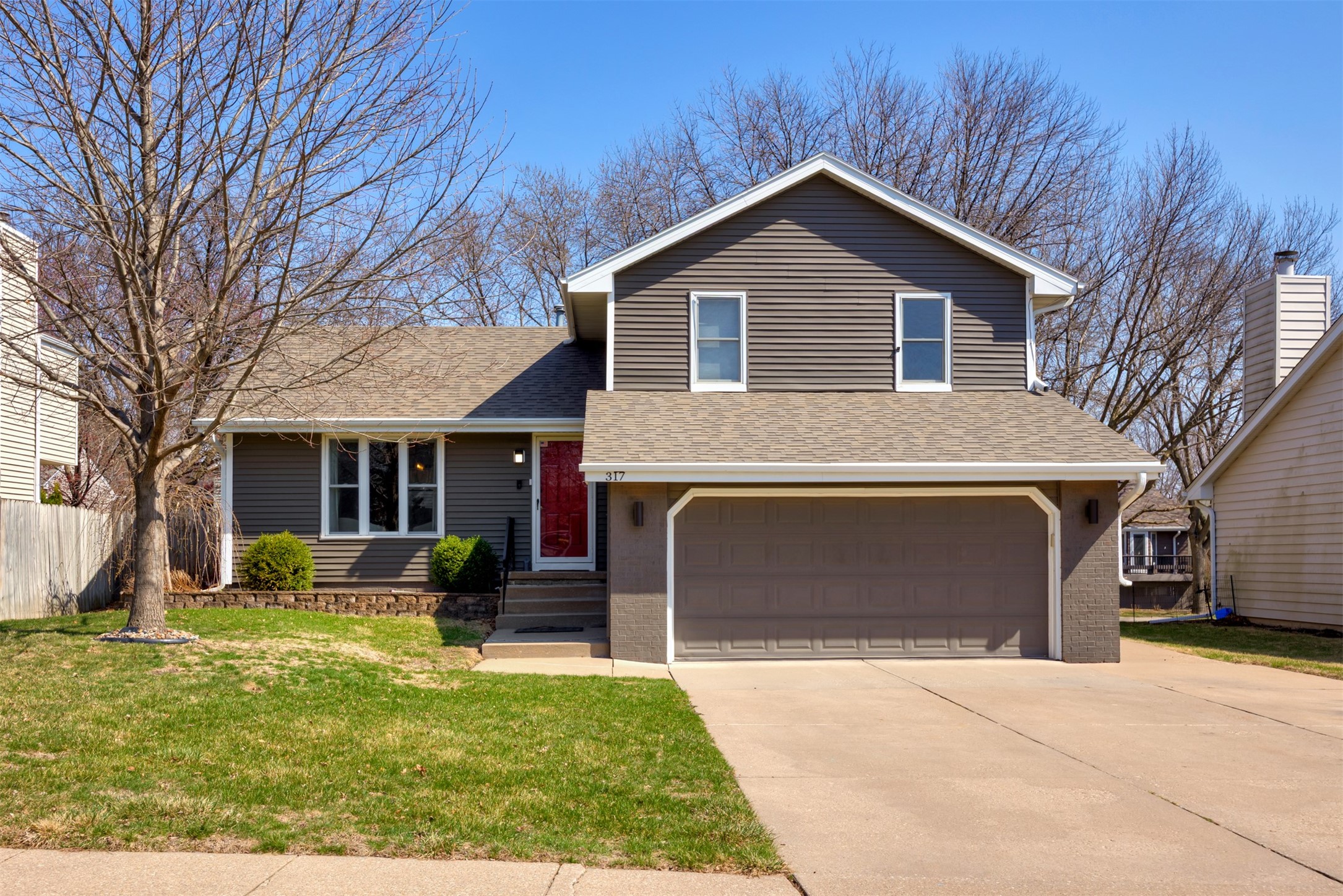 317 27th Street, West Des Moines, Iowa image 1