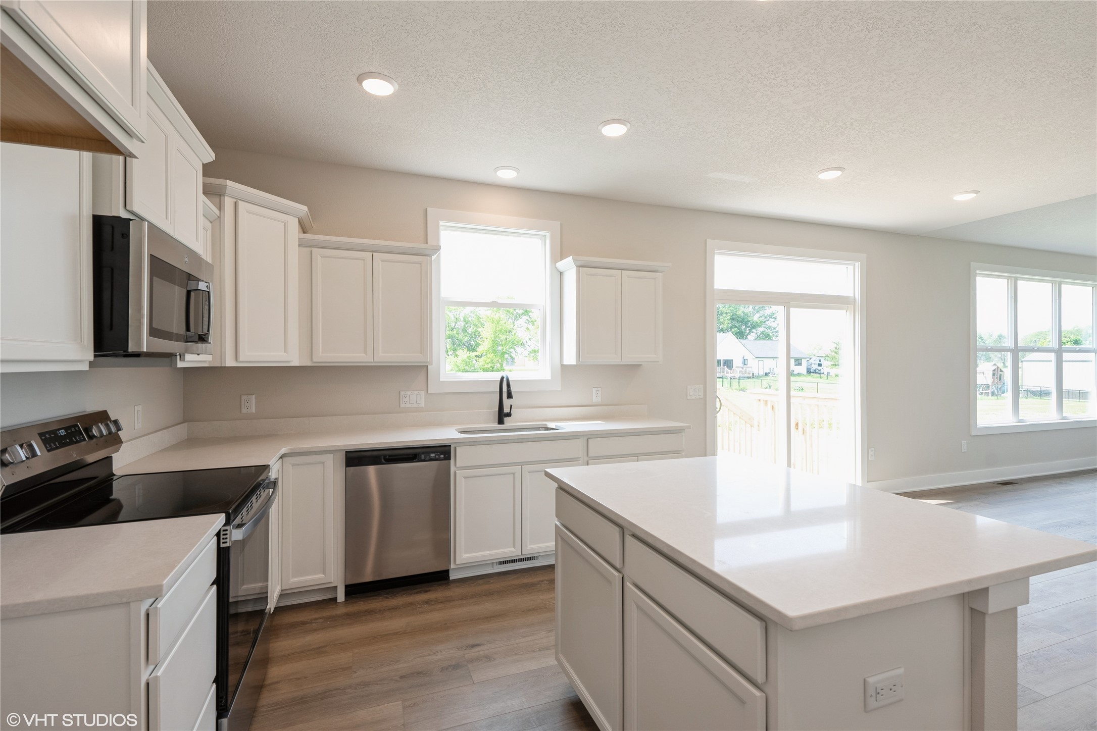 1018 Willow Valley Drive, Norwalk, Iowa image 11